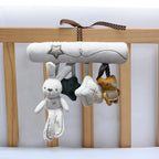 Plüsch-Mobile Hase – Kinderwagenkette mit Glöckchen