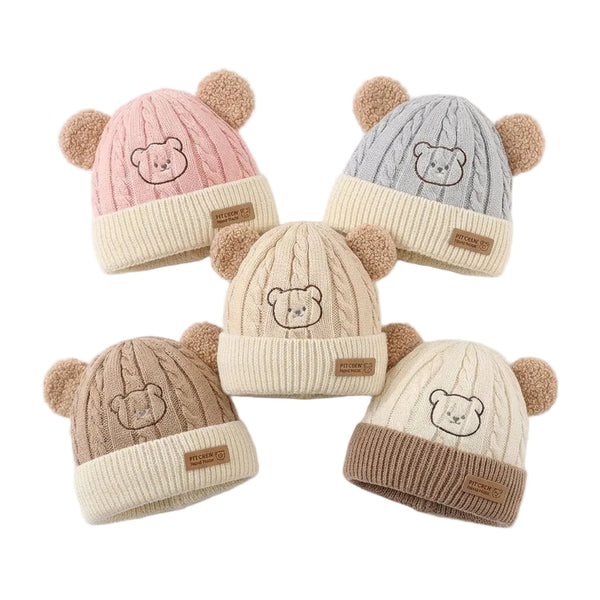 Baby-Wintermütze Bär – Warme Strickmütze mit Ohrenschutz