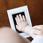 Baby-Abdruckset – Tintenloses Hand- & Fußabdruck-Kissen