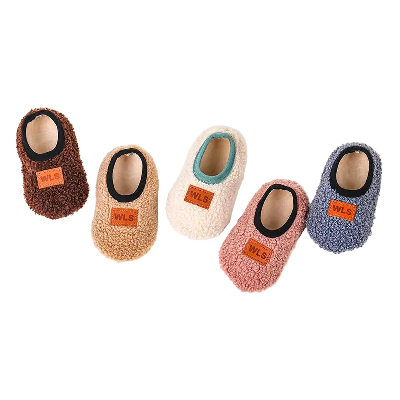 Baby-Hausschuhe Plüsch – Warm & rutschfest für drinnen